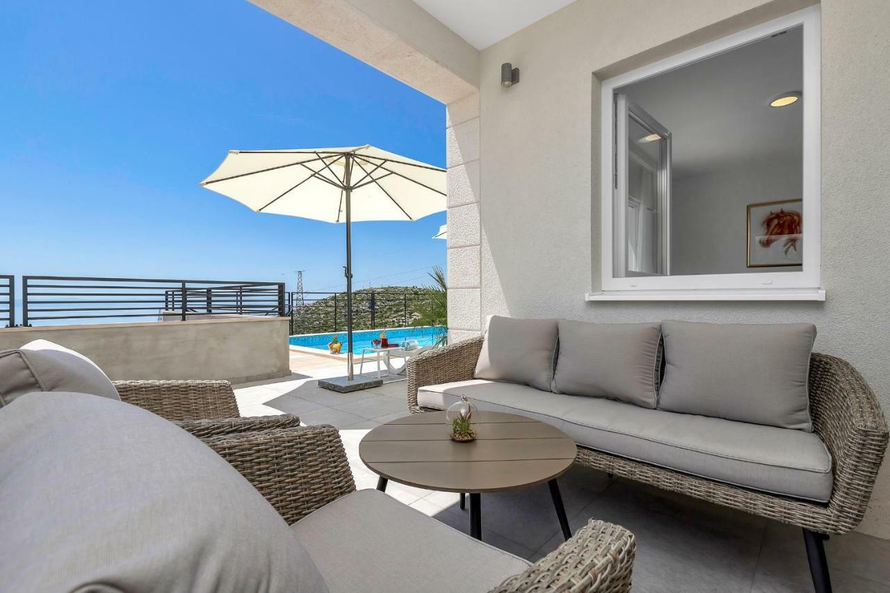Villa Violet With Salt Water Pool Makarska Exterior photo